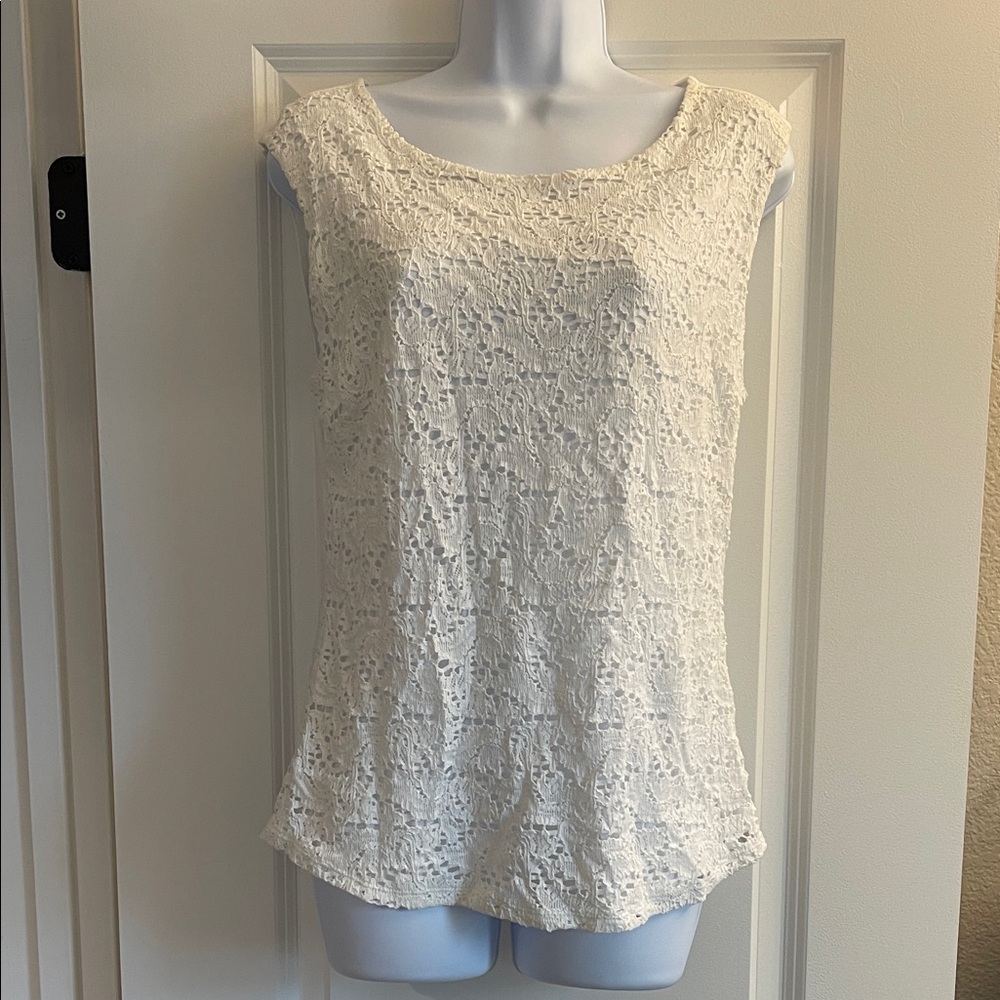 Banana Republic White Lace Blouse